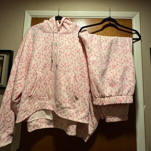 GAP LoveShackFancy sweat set